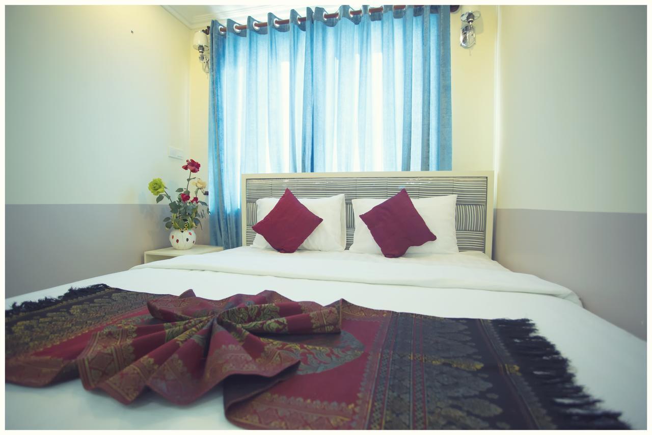 Raksmey Suo Hotel Phnom Pen Exterior foto
